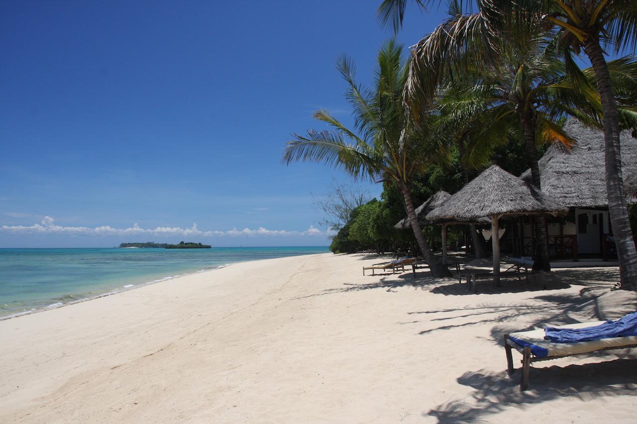 Chapwani Private Island Hotel Grave Island Exterior photo